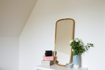Inlaid Vanity Table — Egyptian hotel furniture by Otelia