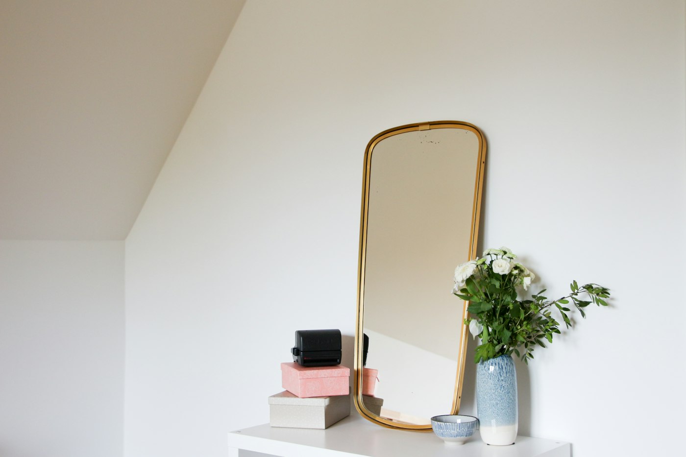 Inlaid Vanity Table — Egyptian hotel furniture by Otelia